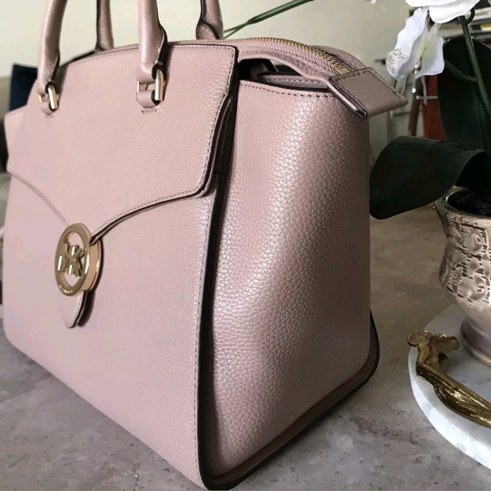 Michael Kors Satchel - Picture 6 of 8